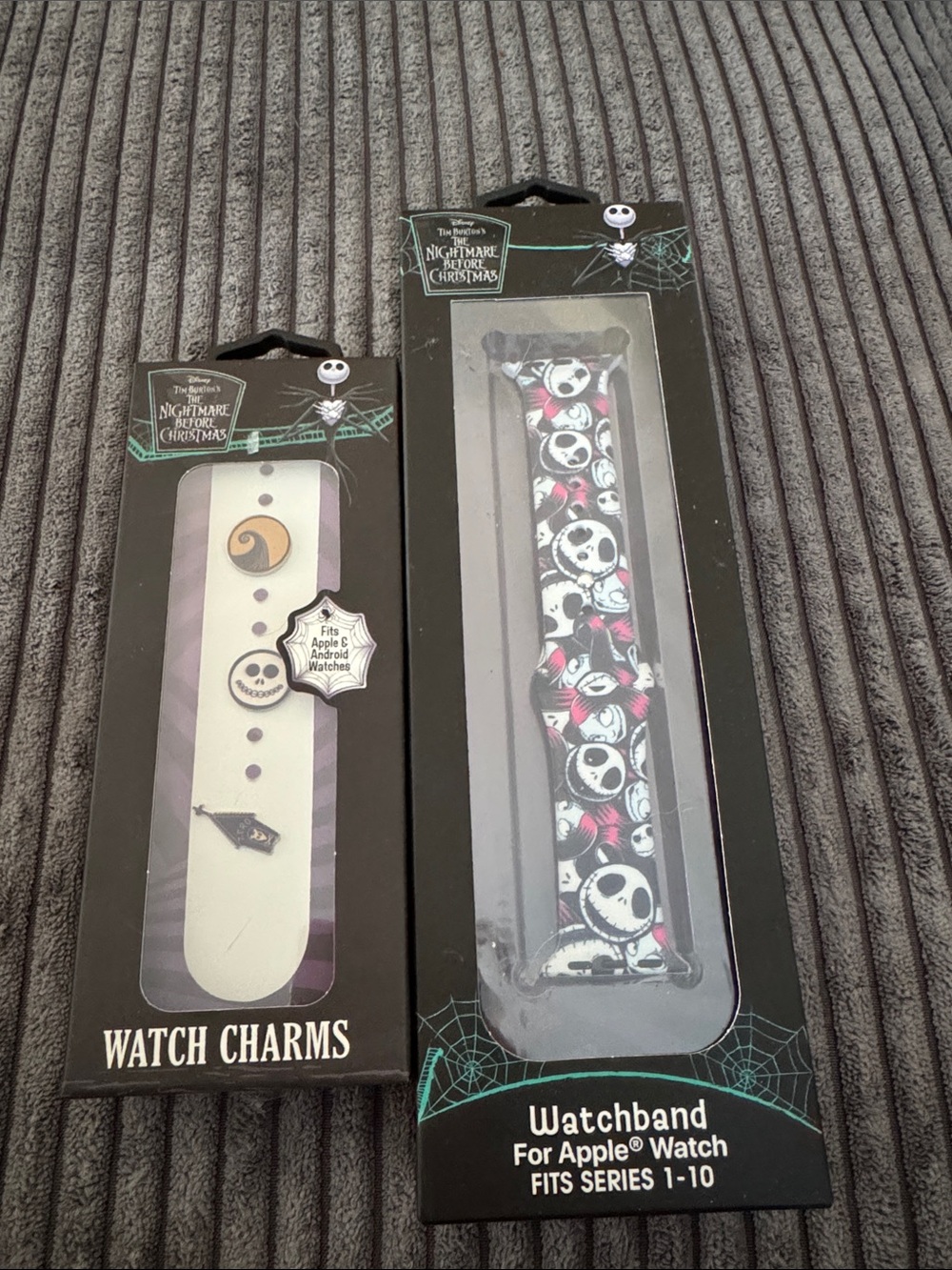 Disney Nightmare Before Christmas Apple Watch Band & Charm Set - NIB